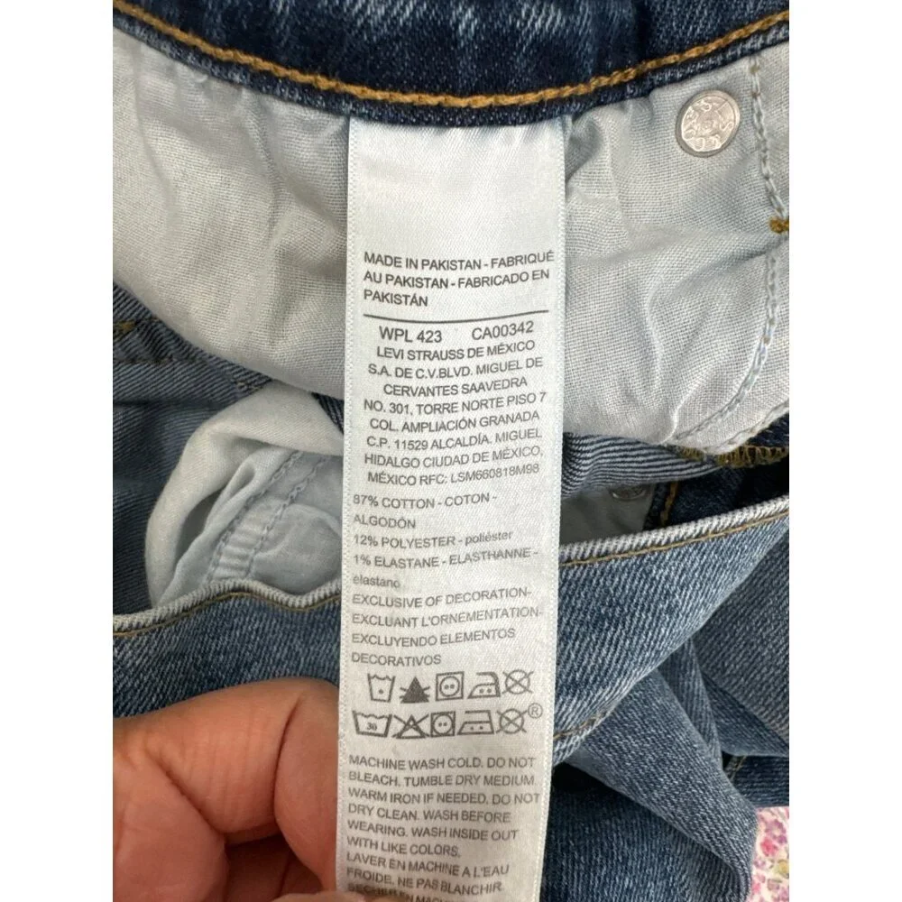 Levis Signature High Rise Loose Straight‎ leg Keans distressed sz 32 - Picture 11 of 12